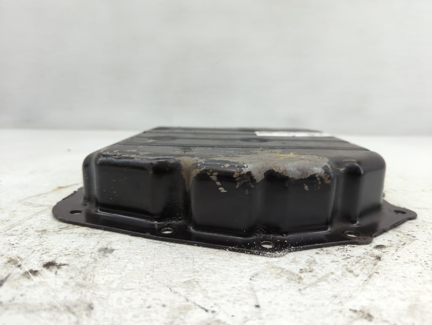 2014 Ford Mondeo Engine Oil Pan P/N:9 97 024 13 Fits OEM Used Auto Parts - Oemusedautoparts1.com