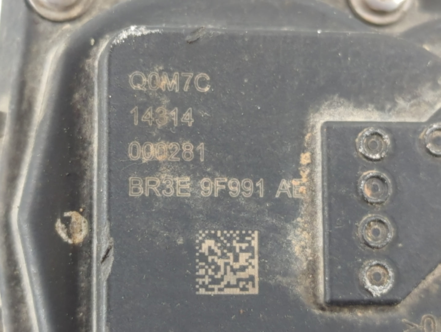 2011-2014 Ford Mustang Throttle Body P/N:BR3E 9F991 AE Fits Fits 2011 2012 2013 2014 OEM Used Auto Parts - Oemusedautoparts1