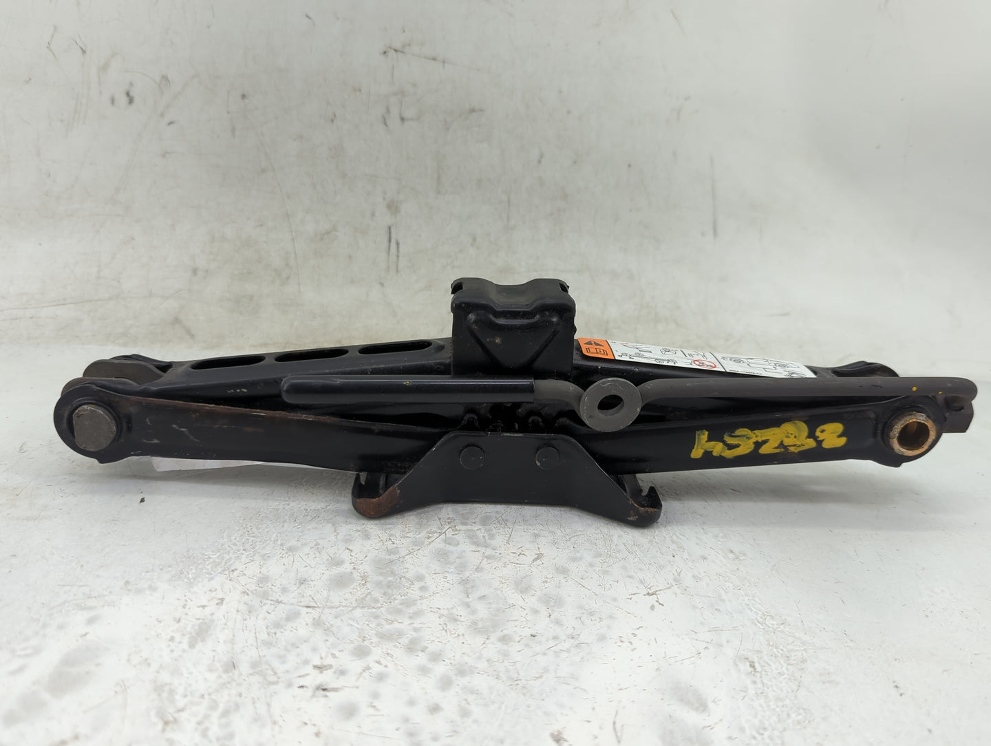2014 Ford Mustang Spare Scissor Car Jack - Oemusedautoparts1.com