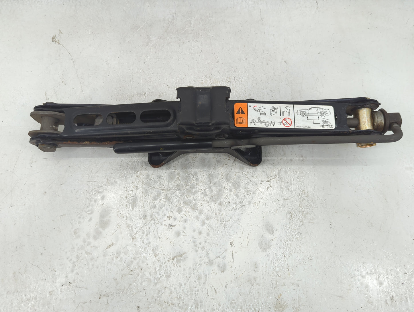 2014 Ford Mustang Spare Scissor Car Jack - Oemusedautoparts1.com