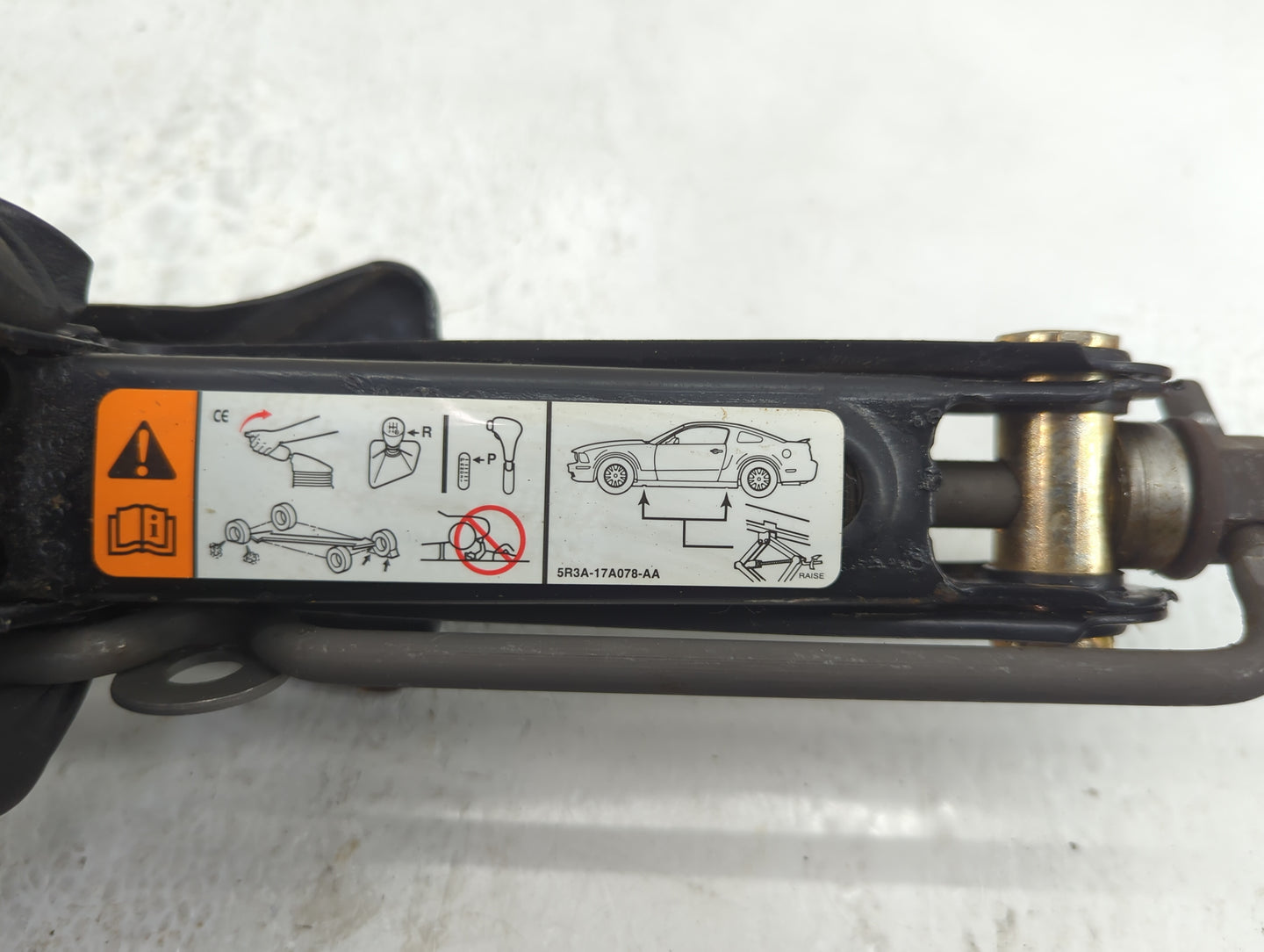 2014 Ford Mustang Spare Scissor Car Jack - Oemusedautoparts1.com
