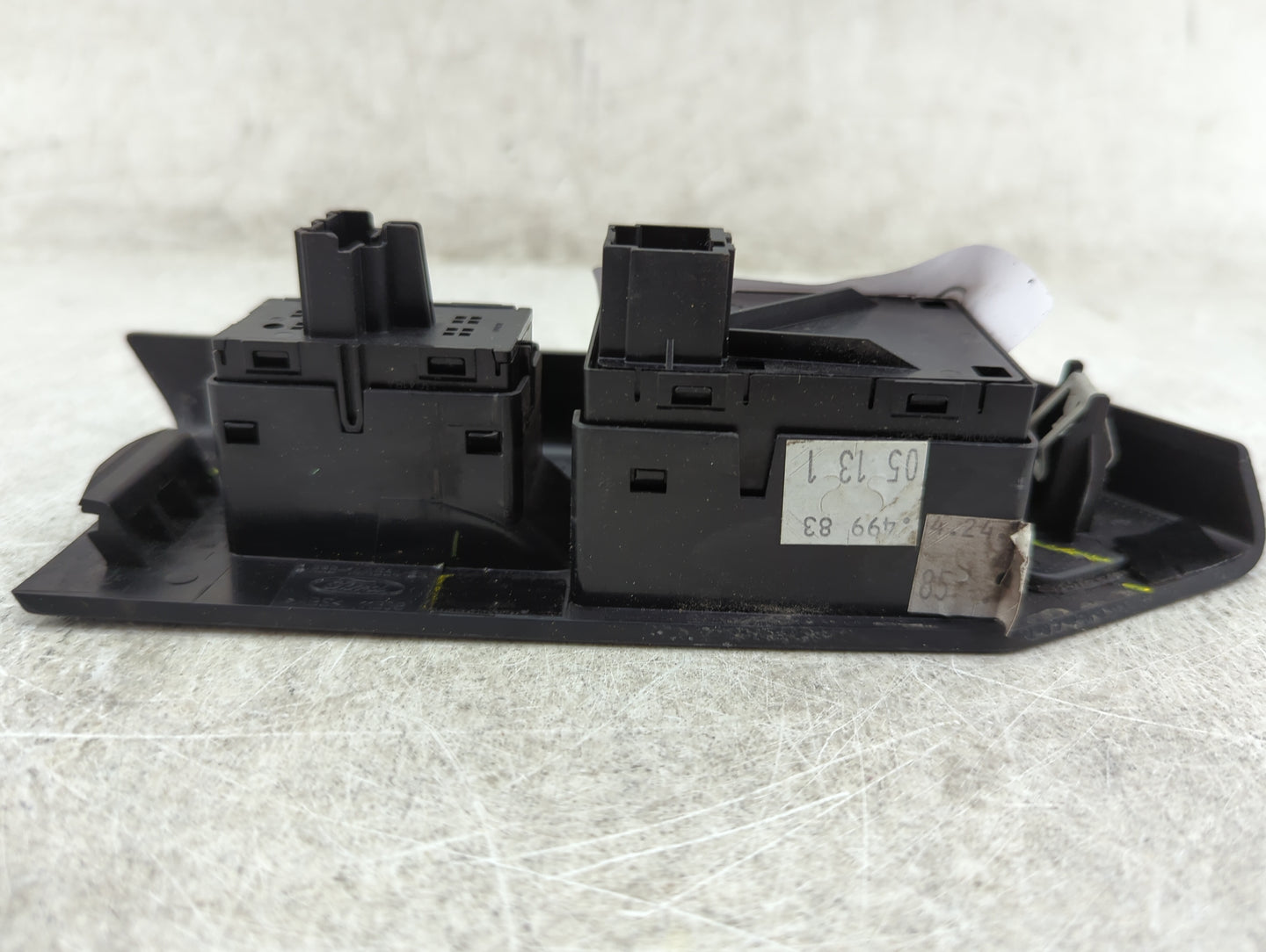2005-2014 Ford Mustang Master Power Window Switch Replacement Driver Side Left P/N:DR33-14A564-BAW Fits OEM Used Auto Parts 