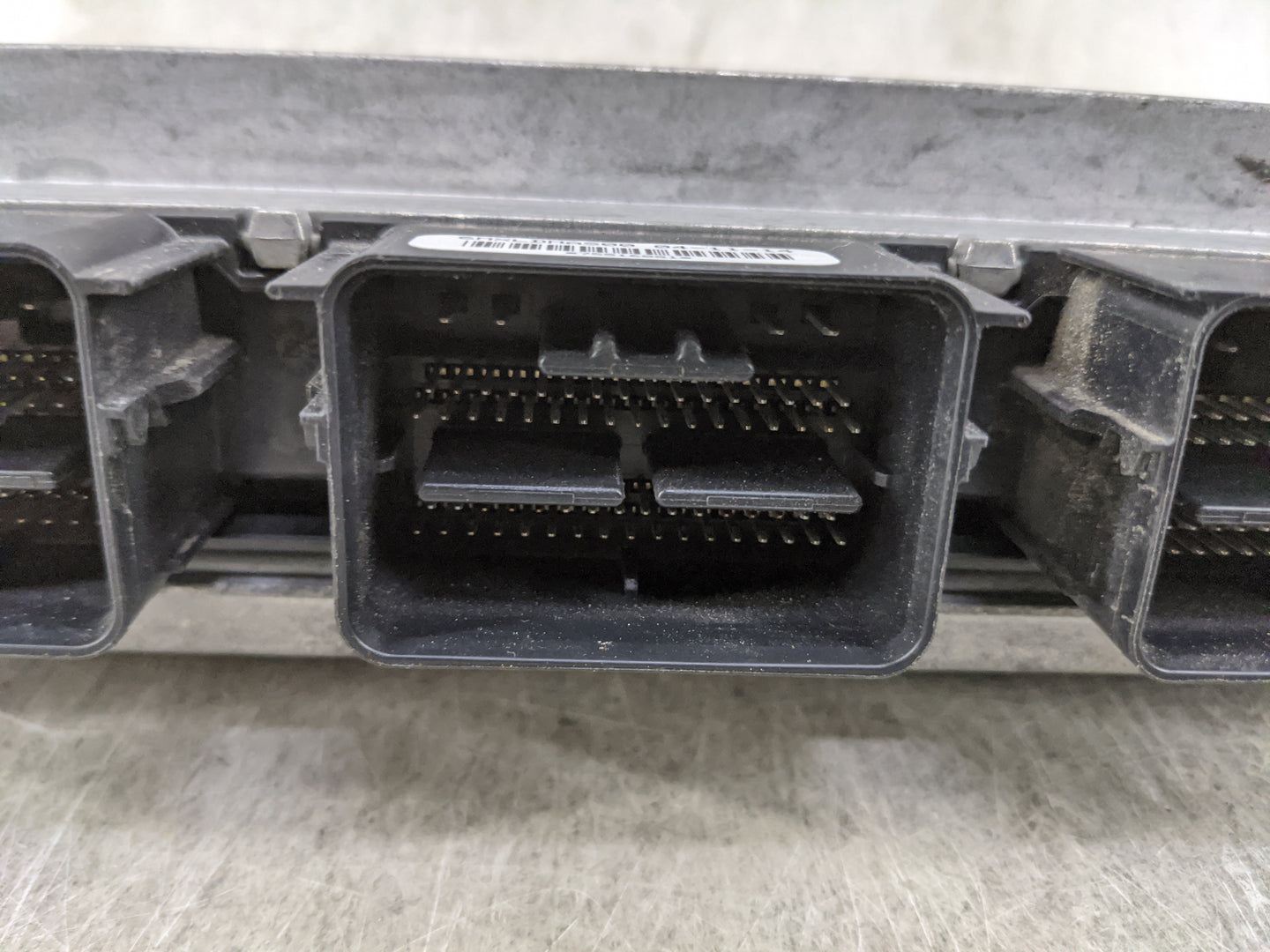 2013-2014 Ford Mustang PCM Engine Control Computer ECU ECM PCU OEM P/N:DR3A-12A650-C 1331657A01, 6MXLDMAS00 Fits Fits 2013 2