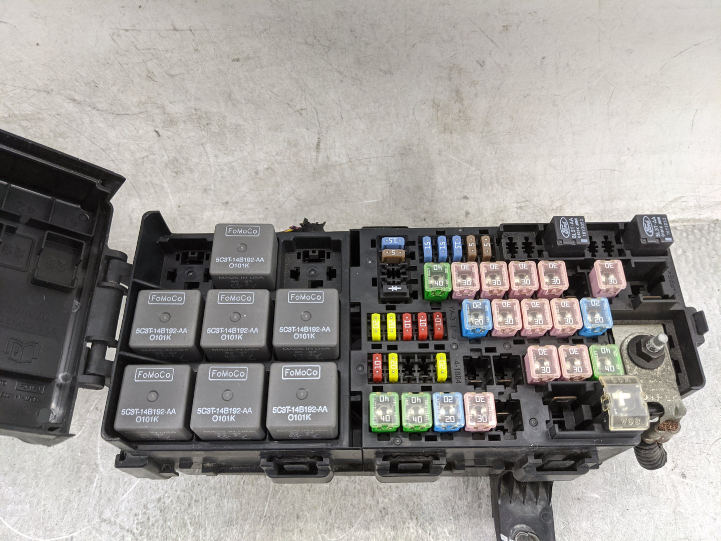2012-2014 Ford Mustang Fusebox Fuse Box Panel Relay Module P/N:AR3T-14A003-AB AR3T-14A003-AB CUH60 Fits Fits 2012 2013 2014 