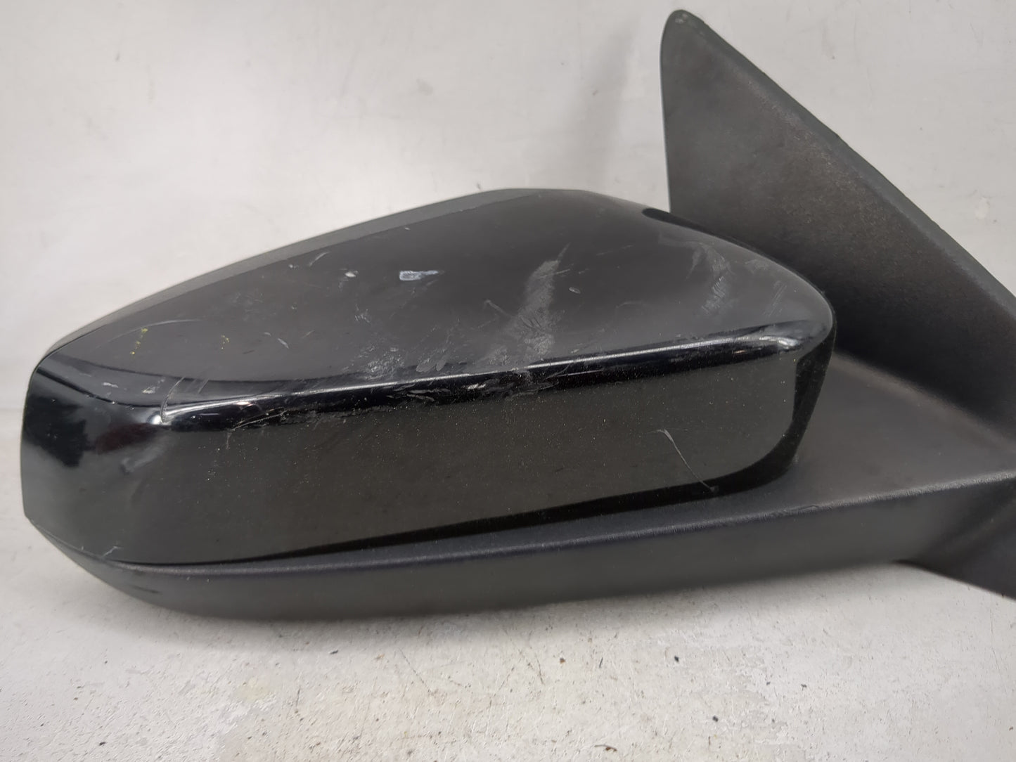 2013-2014 Ford Mustang Passenger Side View Mirror - Right Door Mirror OEM Used - Oemusedautoparts1.com