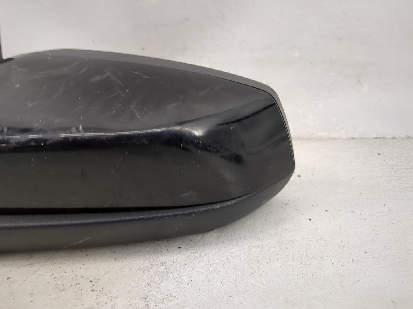 2014 Ford Mustang Driver Side View Mirror - Left Door Mirror OEM Used - Oemusedautoparts1.com