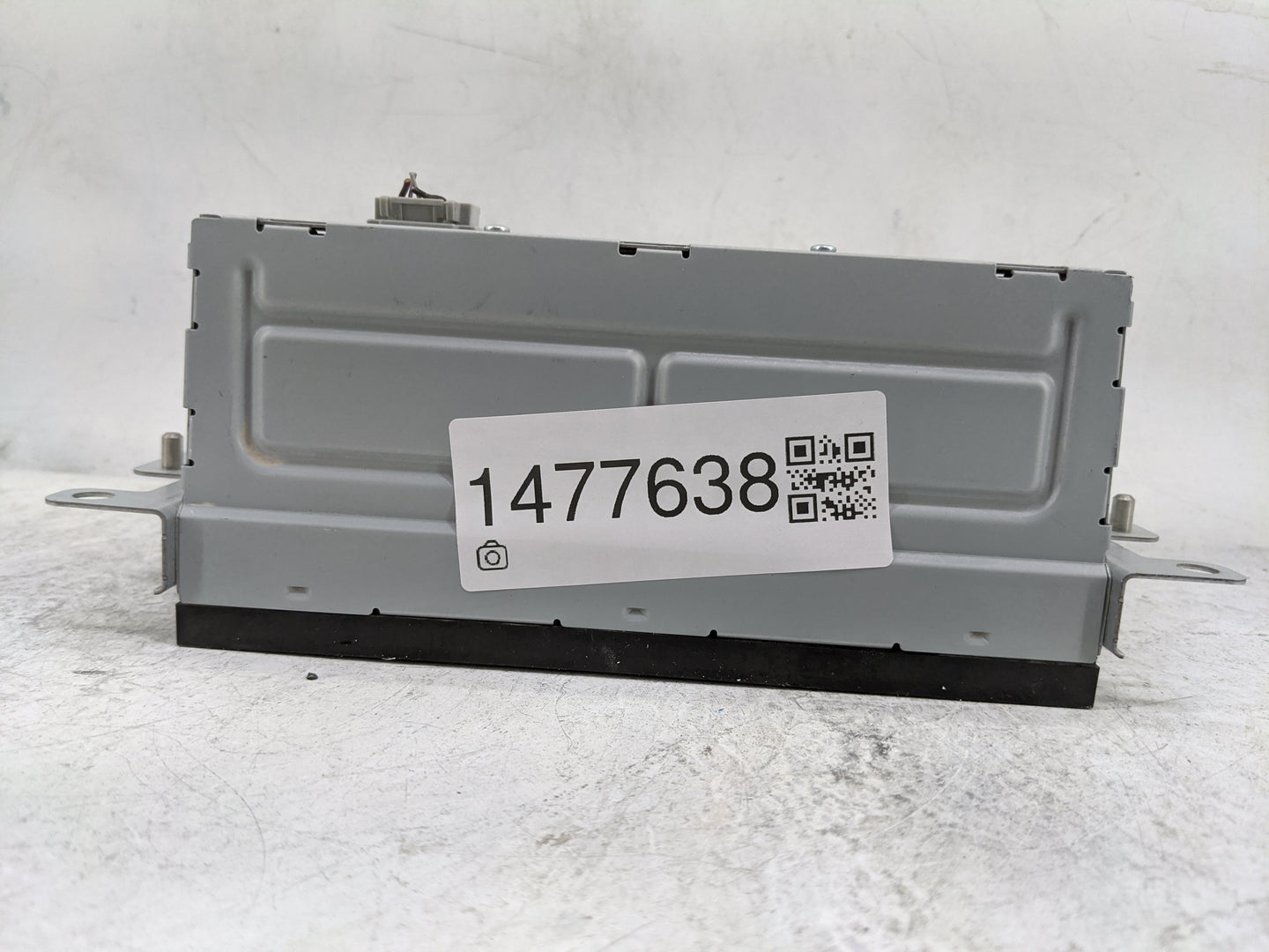2011-2014 Ford Mustang Radio Display Info Screen Oem - Oemusedautoparts1.com