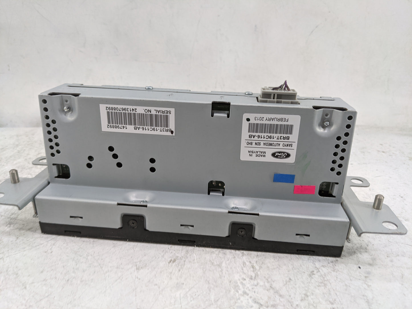 2011-2014 Ford Mustang Radio Display Info Screen Oem - Oemusedautoparts1.com