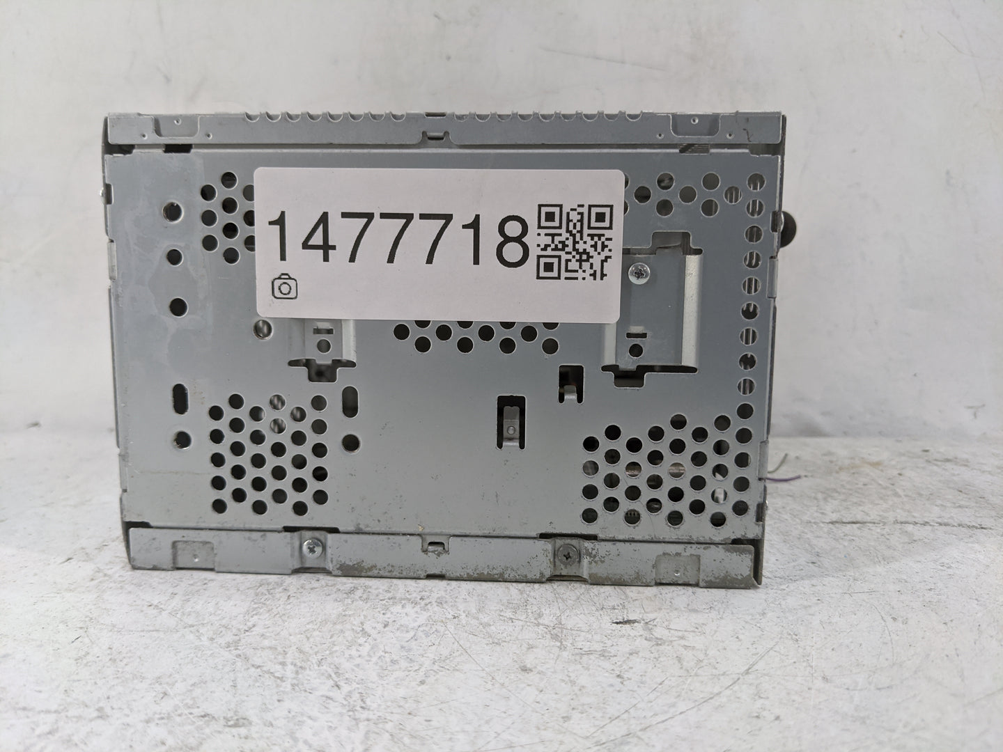 2014 Ford Mustang Radio AM FM Cd Player Receiver Replacement P/N:PU-3645A-B ER3T-19C107-CB Fits OEM Used Auto Parts - Oemuse