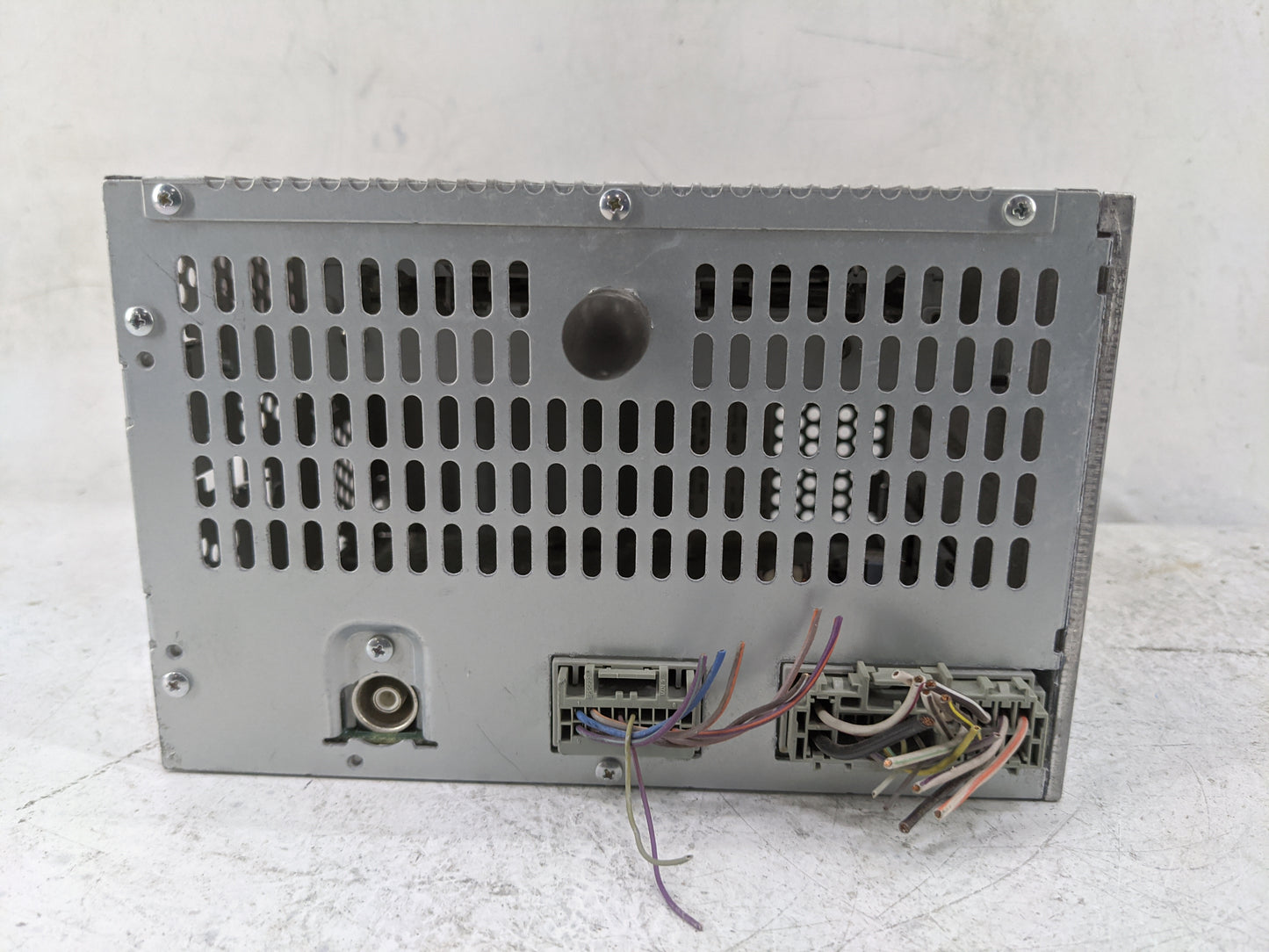 2014 Ford Mustang Radio AM FM Cd Player Receiver Replacement P/N:PU-3645A-B ER3T-19C107-CB Fits OEM Used Auto Parts - Oemuse