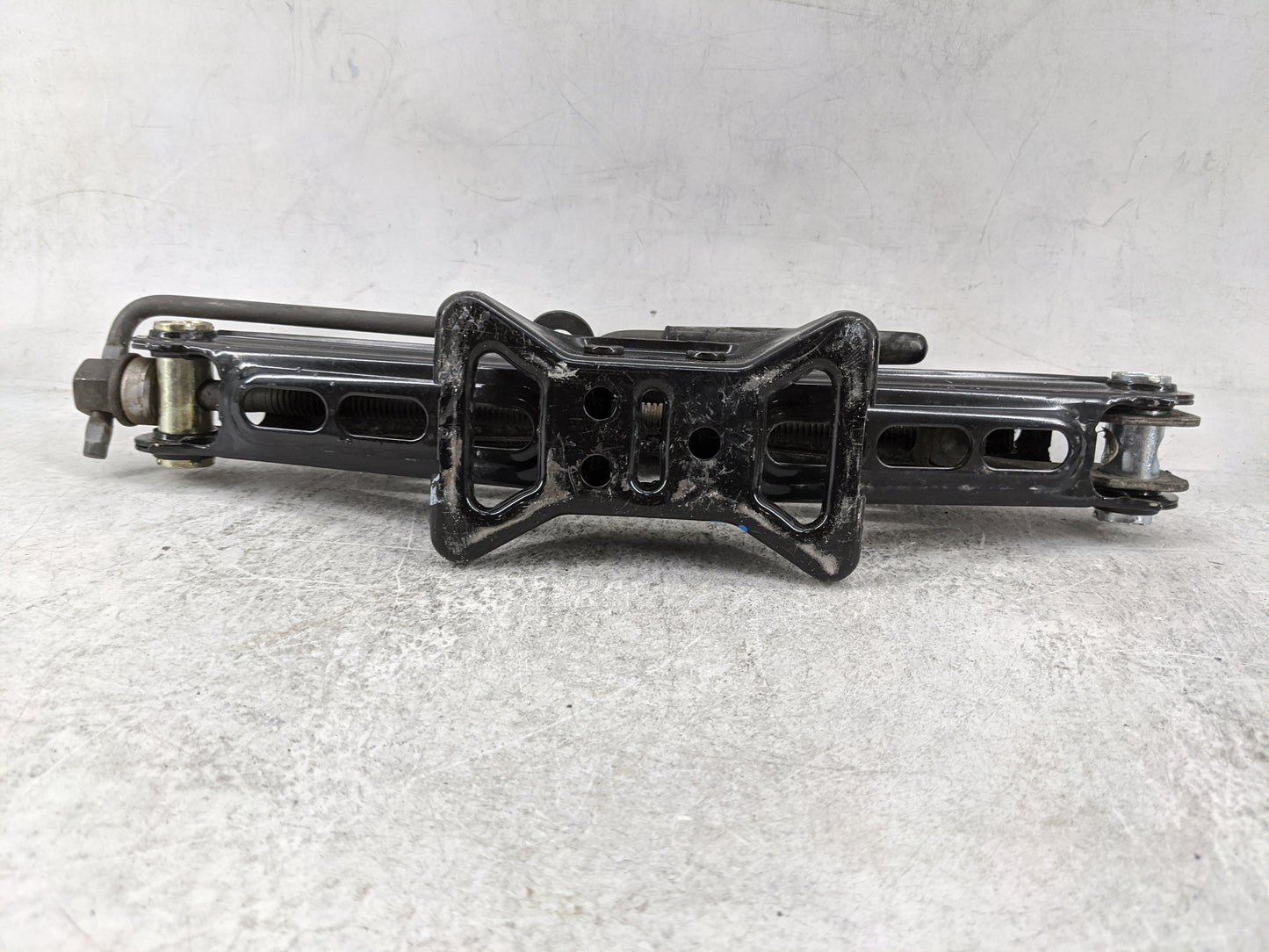 2014 Ford Mustang Spare Scissor Car Jack Black - Oemusedautoparts1.com