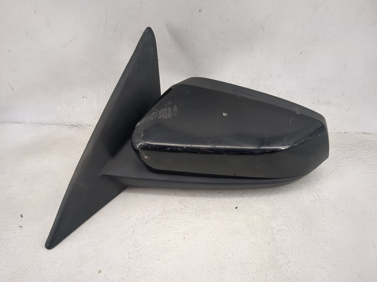 2013-2014 Ford Mustang Driver Side View Mirror - Left Door Mirror OEM Used - Oemusedautoparts1.com
