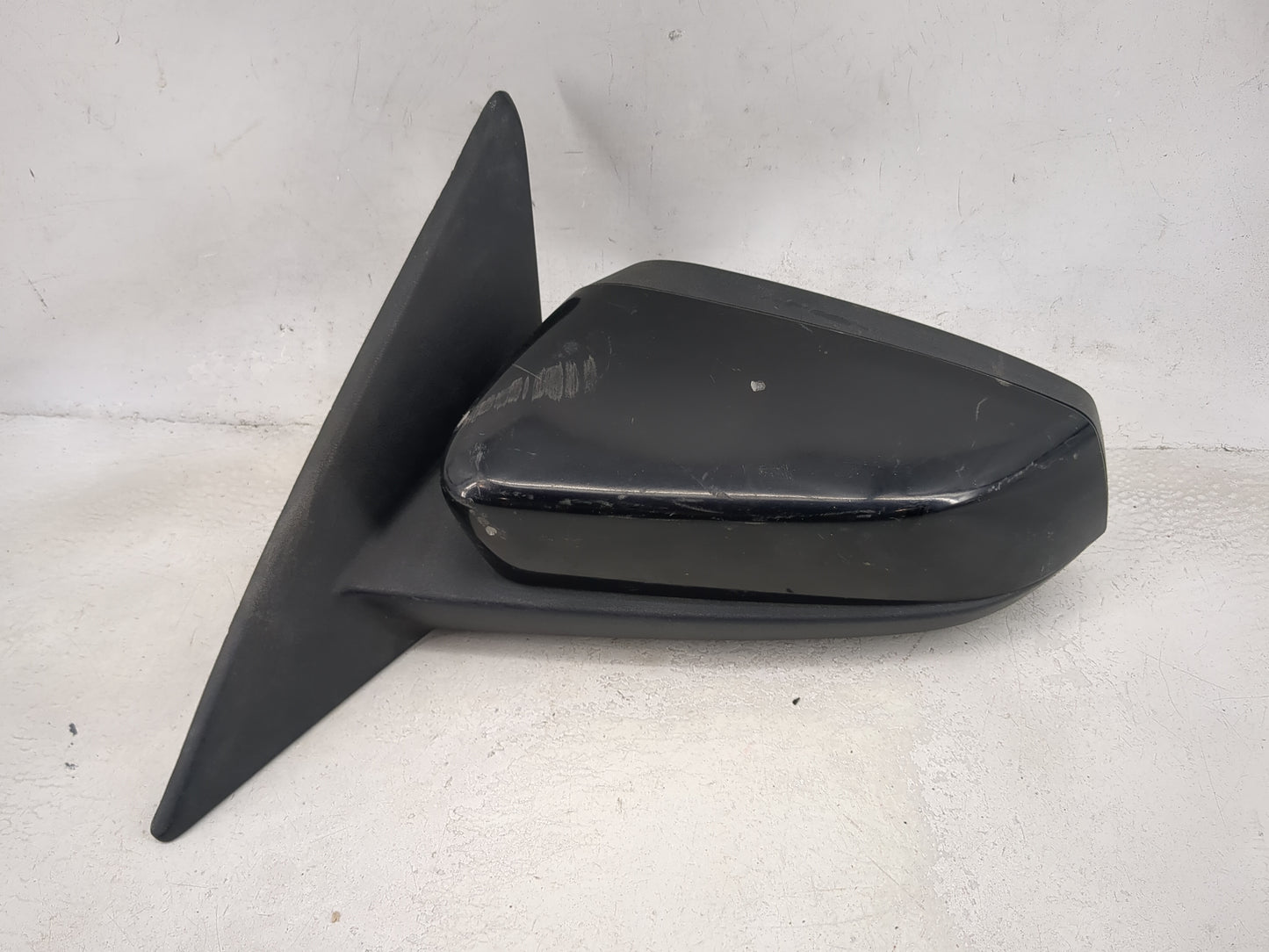 2013-2014 Ford Mustang Driver Side View Mirror - Left Door Mirror OEM Used - Oemusedautoparts1.com