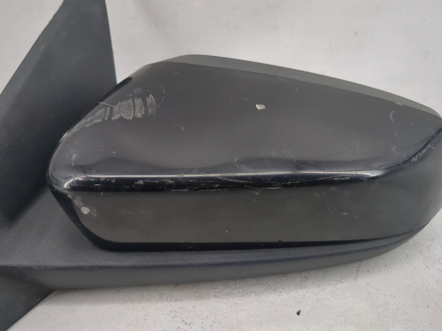 2013-2014 Ford Mustang Driver Side View Mirror - Left Door Mirror OEM Used - Oemusedautoparts1.com