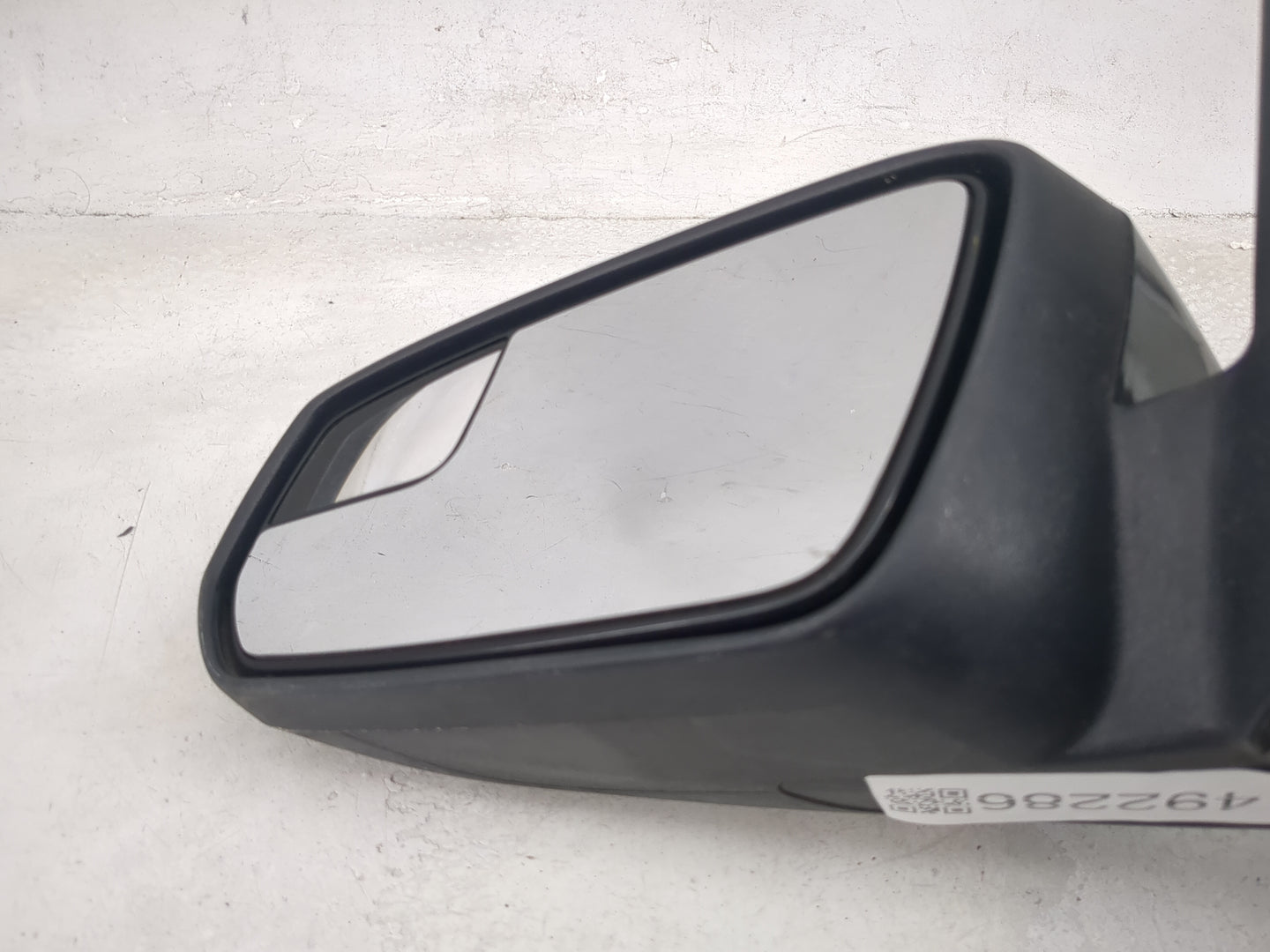 2013-2014 Ford Mustang Driver Side View Mirror - Left Door Mirror OEM Used - Oemusedautoparts1.com
