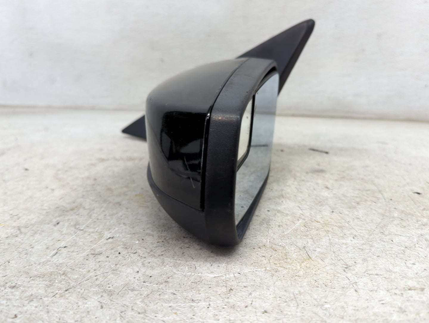 2013-2014 Ford Mustang Driver Side View Mirror - Left Door Mirror OEM Used - Oemusedautoparts1.com