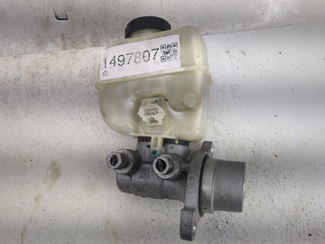 2010-2014 Ford Mustang Brake Master Cylinder 1497807