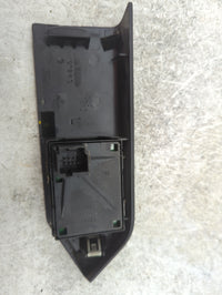 2010-2014 Ford Mustang Passenger Right Power Window Switch Dr33-14a564-a - Oemusedautoparts1.com