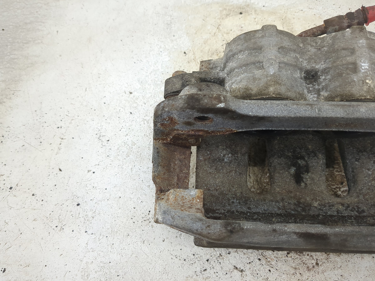 2011-2014 Ford Mustang Front Driver Left Brake Caliper 1511926 - Oemusedautoparts1.com