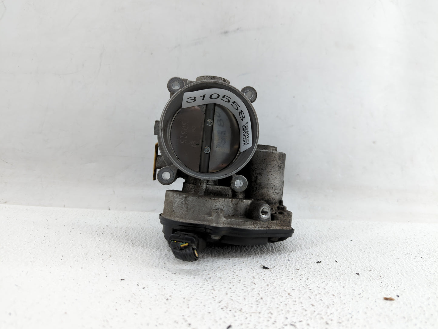 2011-2017 Ford Mustang Throttle Body P/N:AT4E-EF AT4E-9F991-EL, AT4E-ED Fits Fits 2011 2012 2013 2014 2015 2016 2017 2018 20