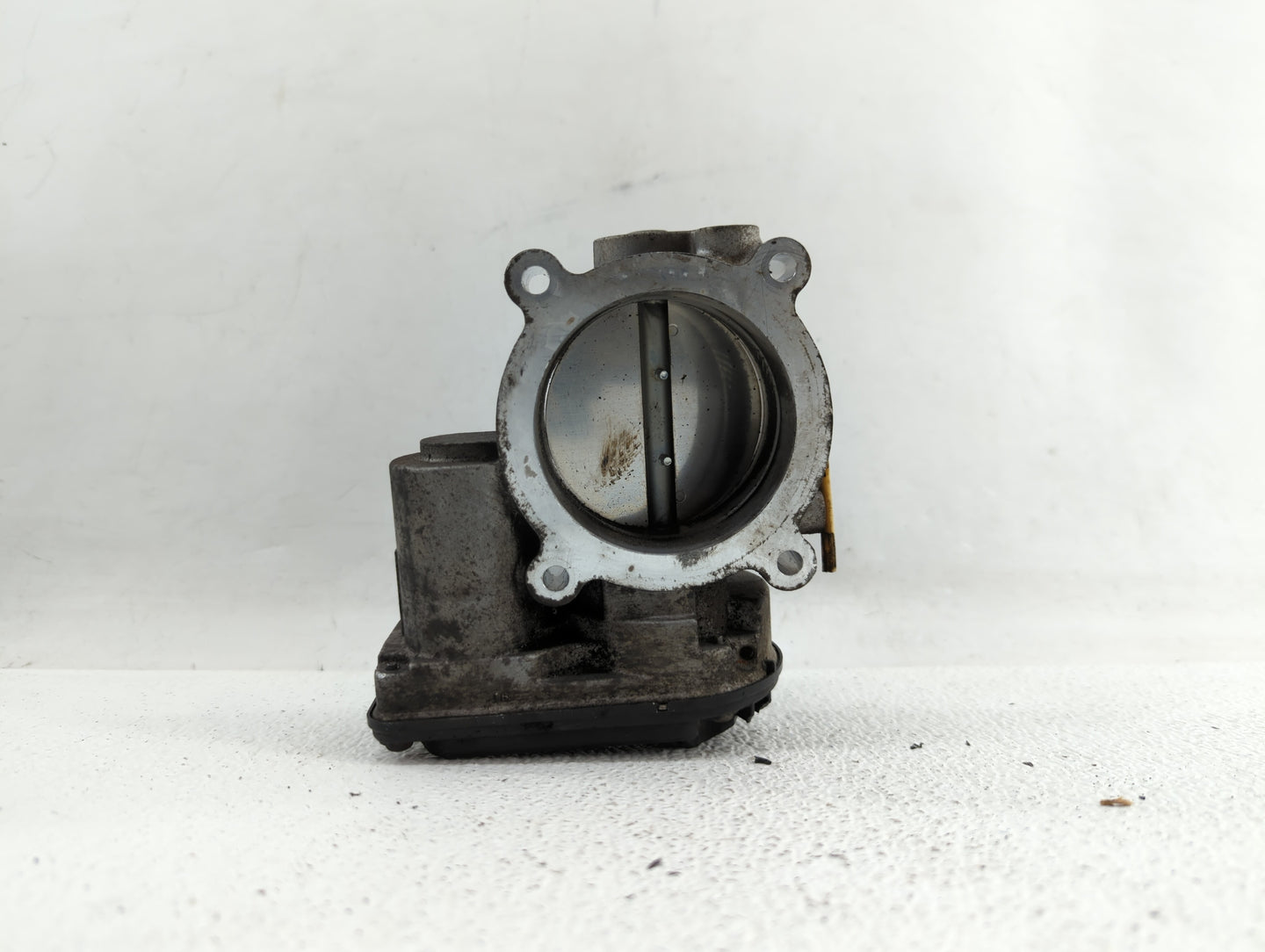 2011-2017 Ford Mustang Throttle Body P/N:AT4E-EF AT4E-9F991-EL, AT4E-ED Fits Fits 2011 2012 2013 2014 2015 2016 2017 2018 20
