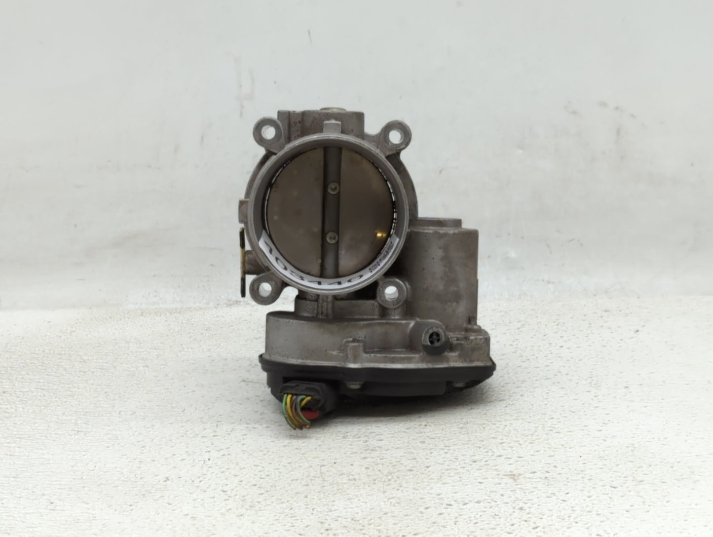 2011-2017 Ford Mustang Throttle Body P/N:AT4E-EH AT4E-9F991-EL Fits Fits 2011 2012 2013 2014 2015 2016 2017 2018 2019 OEM Us