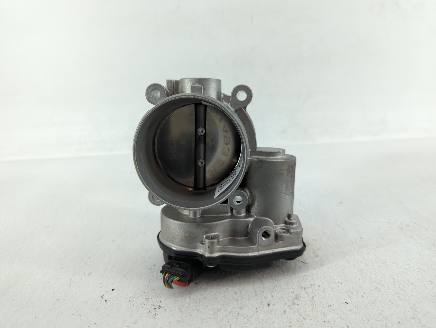 2011-2017 Ford Mustang Throttle Body P/N:AT4E-9F991-EM AT4E-9F991-EH Fits Fits 2011 2012 2013 2014 2015 2016 2017 2018 2019 