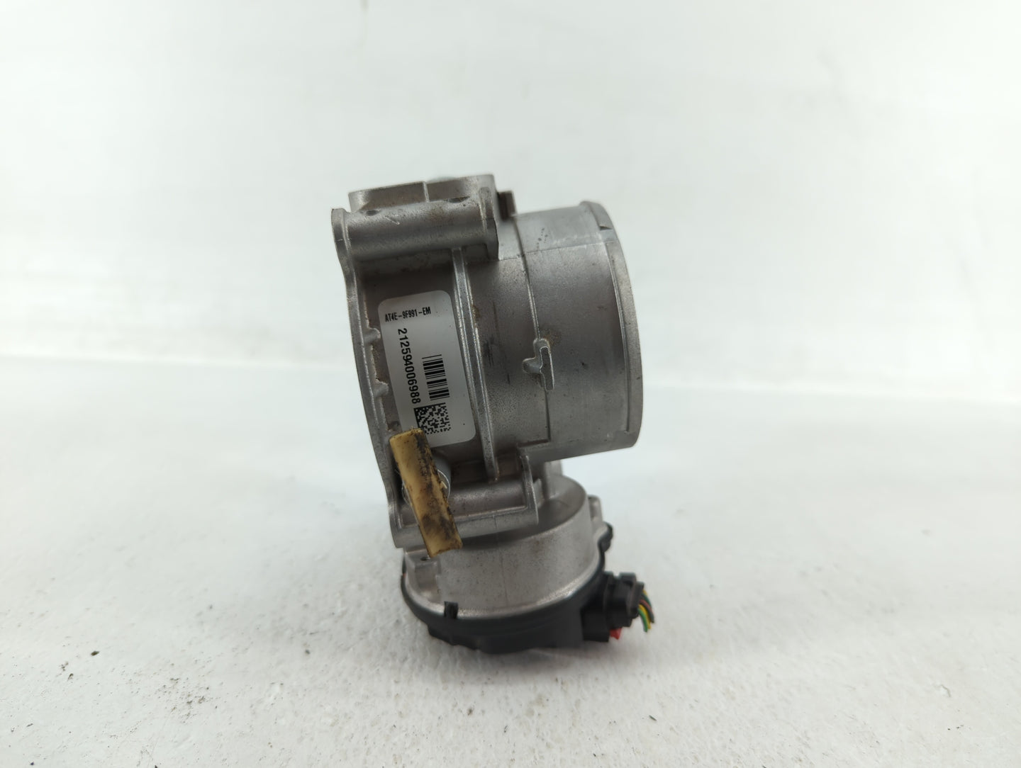 2011-2017 Ford Mustang Throttle Body P/N:AT4E-9F991-EM AT4E-9F991-EH Fits Fits 2011 2012 2013 2014 2015 2016 2017 2018 2019 