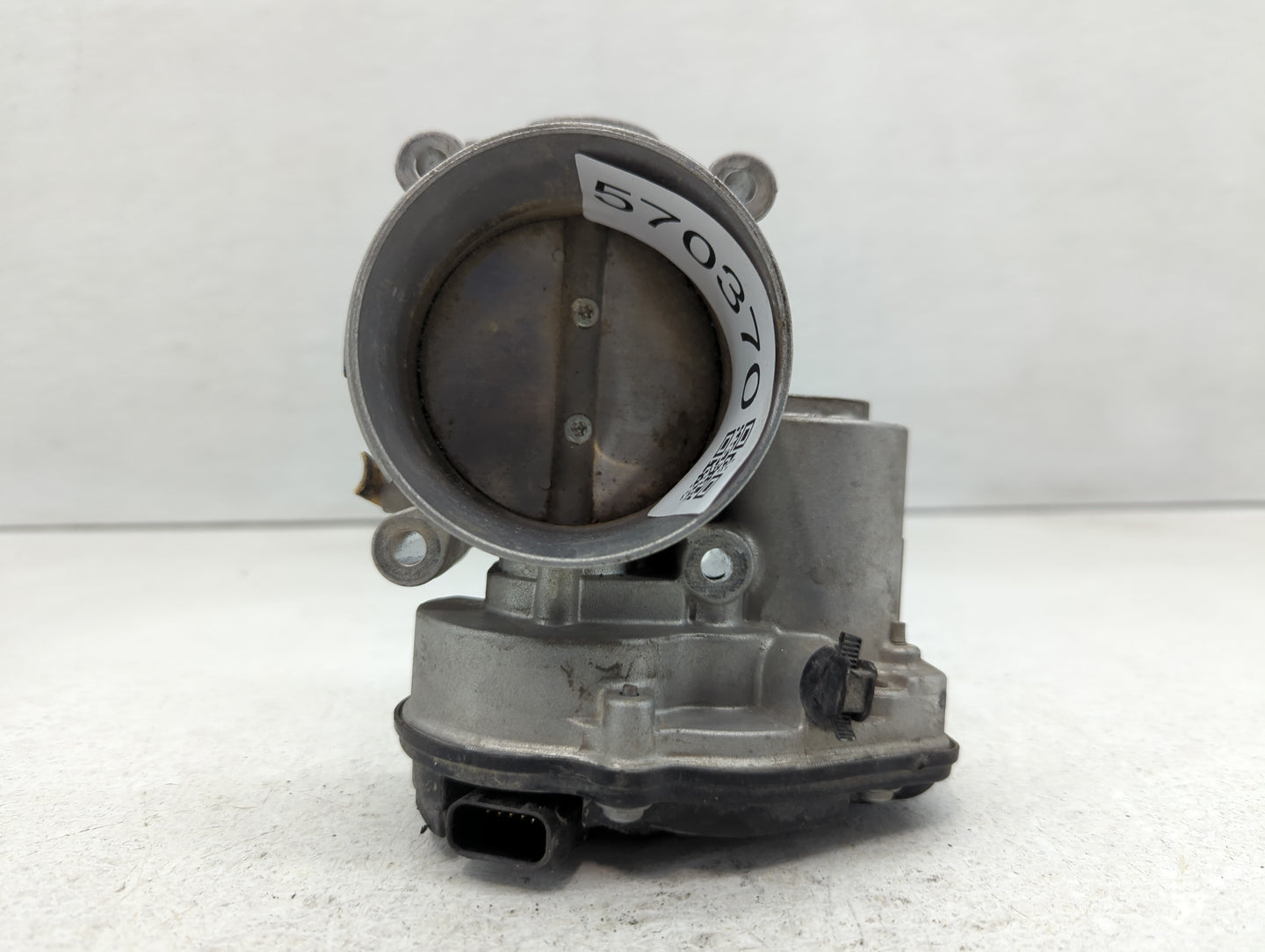2011-2017 Ford Mustang Throttle Body P/N:AT4E-EH Fits Fits 2011 2012 2013 2014 2015 2016 2017 2018 2019 OEM Used Auto Parts 
