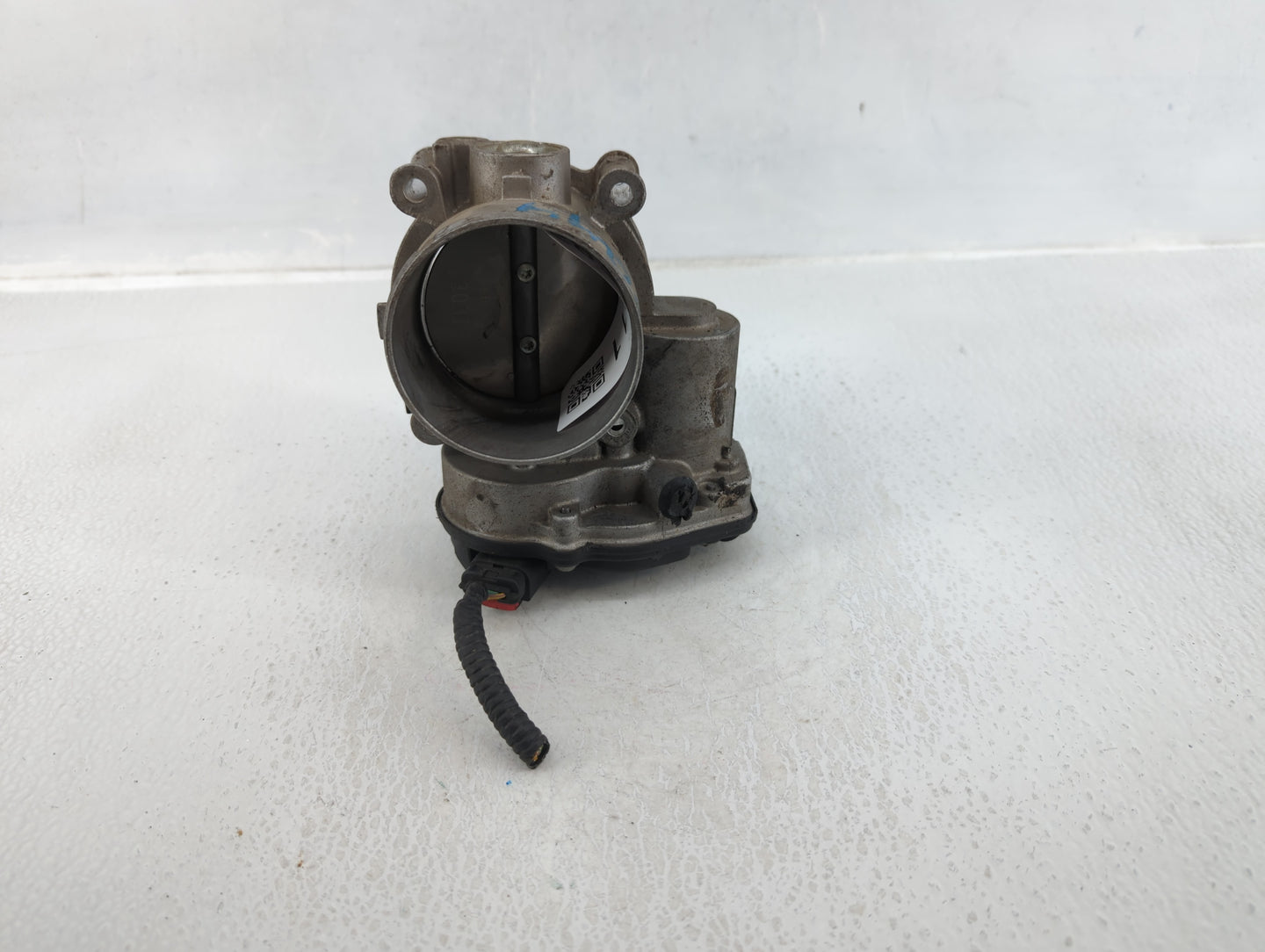 2011-2017 Ford Mustang Throttle Body P/N:AT4E-EH Fits Fits 2011 2012 2013 2014 2015 2016 2017 2018 2019 OEM Used Auto Parts 