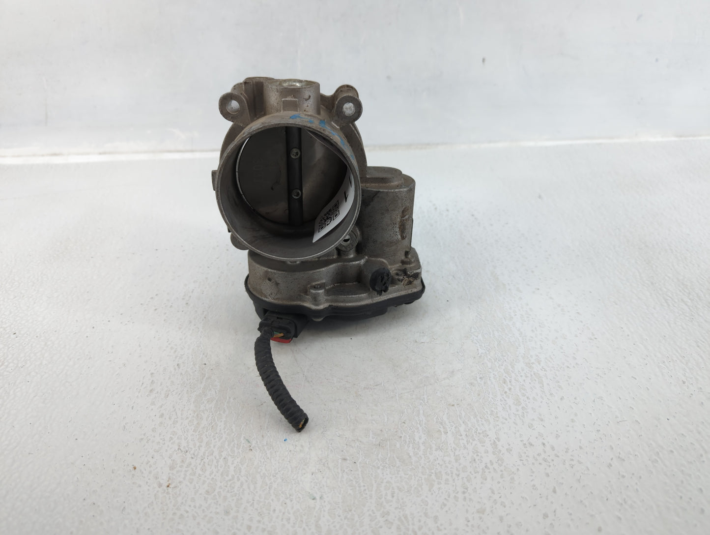 2011-2017 Ford Mustang Throttle Body P/N:AT4E-EH Fits Fits 2011 2012 2013 2014 2015 2016 2017 2018 2019 OEM Used Auto Parts 