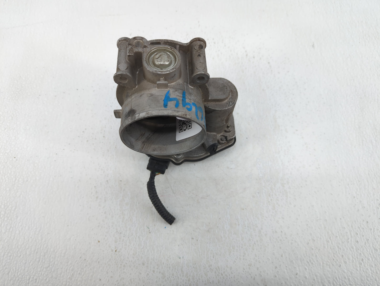 2011-2017 Ford Mustang Throttle Body P/N:AT4E-EH Fits Fits 2011 2012 2013 2014 2015 2016 2017 2018 2019 OEM Used Auto Parts 