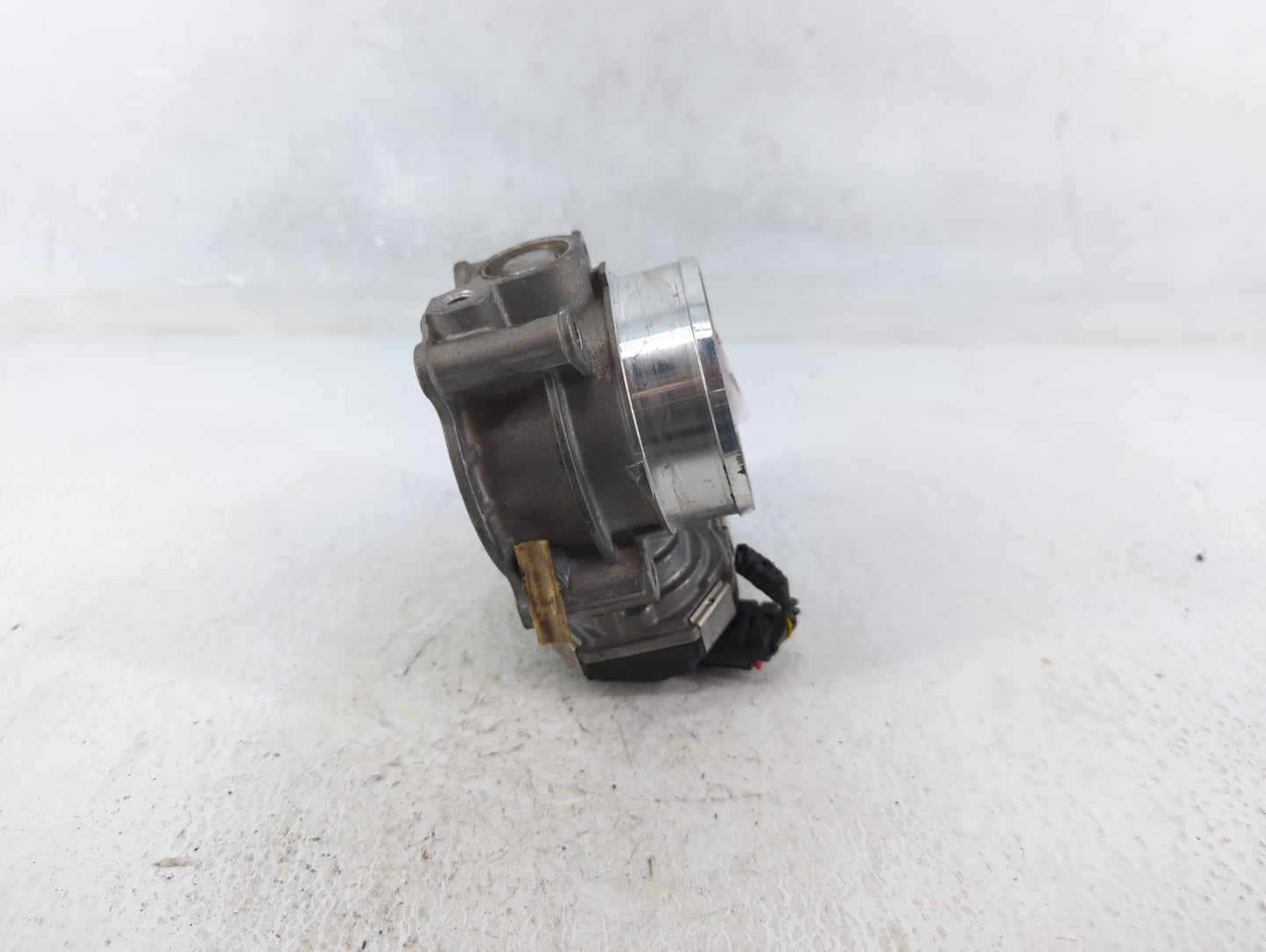 2011-2017 Ford Mustang Throttle Body P/N:TB1049D Fits Fits 2011 2012 2013 2014 2015 2016 2017 2018 2019 OEM Used Auto Parts 