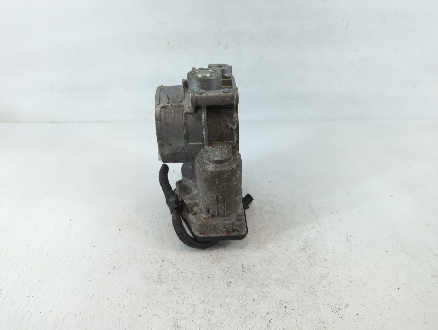2011-2017 Ford Mustang Throttle Body P/N:AT4E-EH 140244004644 Fits Fits 2011 2012 2013 2014 2015 2016 2017 2018 2019 OEM Use