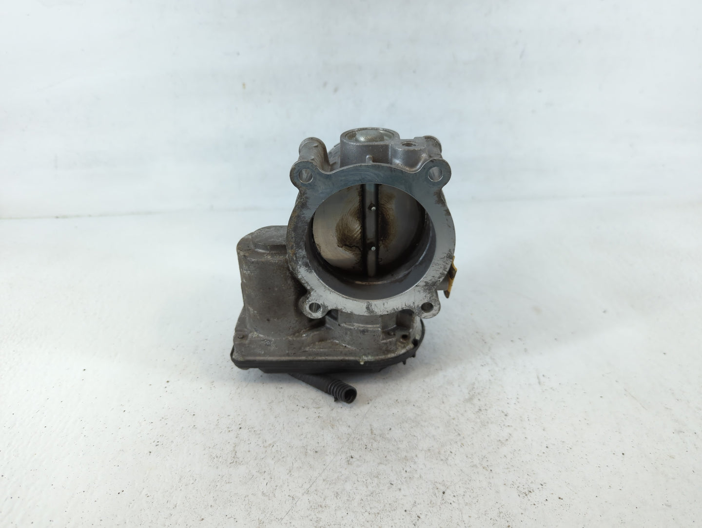 2011-2017 Ford Mustang Throttle Body P/N:AT4E-EH 140244004644 Fits Fits 2011 2012 2013 2014 2015 2016 2017 2018 2019 OEM Use