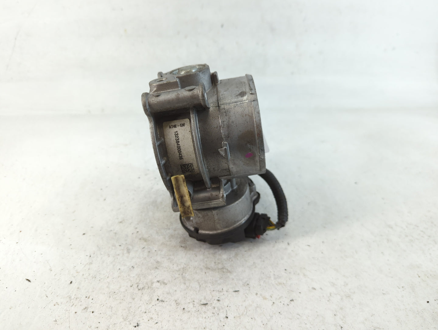 2014 Ford Mustang Throttle Body P/N:12601677 EA, RMA72-11, 12634263 0913 Fits OEM Used Auto Parts - Oemusedautoparts1.com