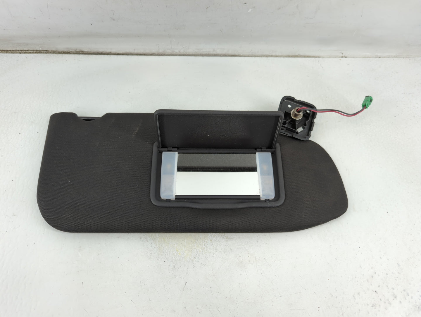 2013-2019 Ford Taurus Sun Visor Shade Replacement Passenger Right Mirror Fits OEM Used Auto Parts - Oemusedautoparts1.com