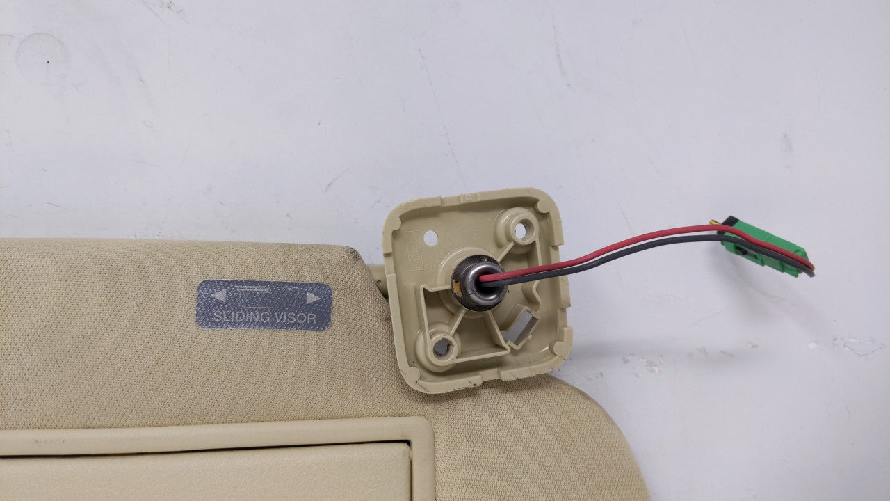 2013-2019 Ford Taurus Sun Visor Shade Replacement Passenger Right Mirror Fits OEM Used Auto Parts - Oemusedautoparts1.com