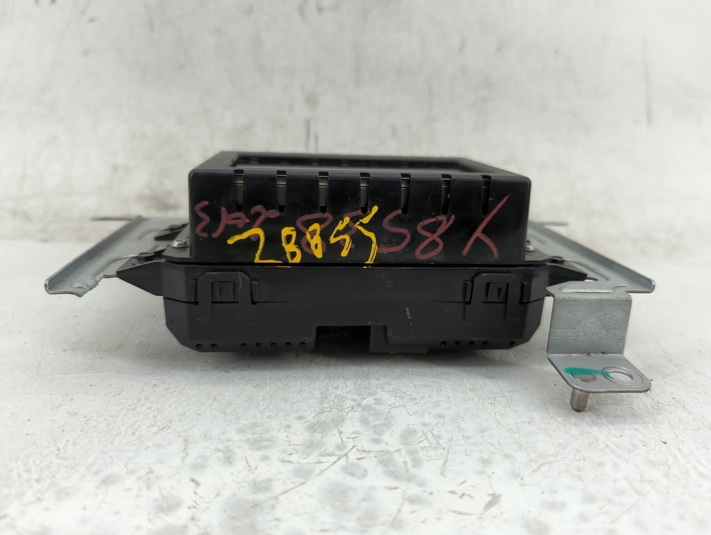 2013-2019 Ford Taurus Driver Side View Mirror - Left Door Mirror OEM Used - Oemusedautoparts1.com