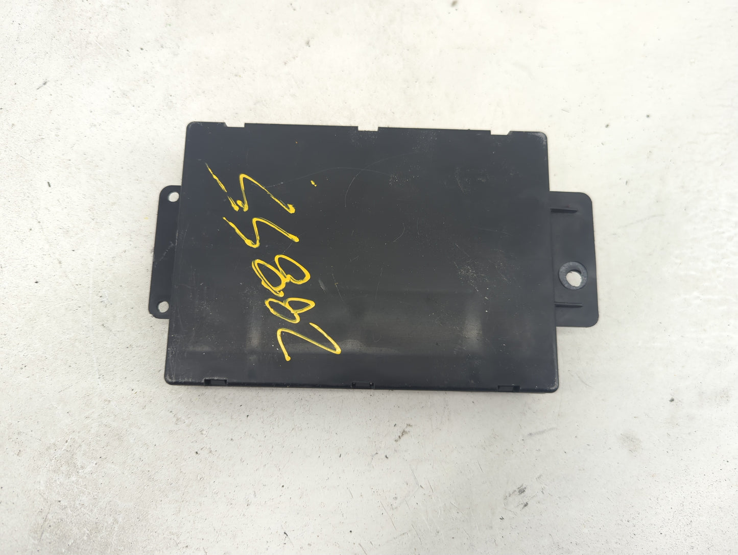 Ford Taurus Body Control Module Bcm Inner Cabin Fuse Box 1084231 - Oemusedautoparts1.com
