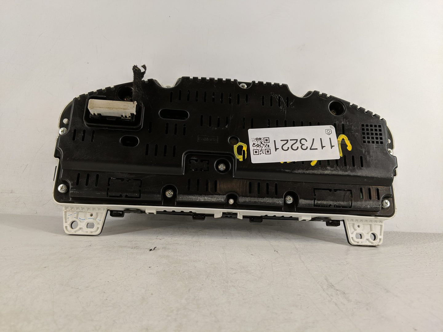 2014 Ford Taurus Instrument Cluster Speedometer Gauges P/N:EG1T-10849-EE Fits OEM Used Auto Parts - Oemusedautoparts1.com