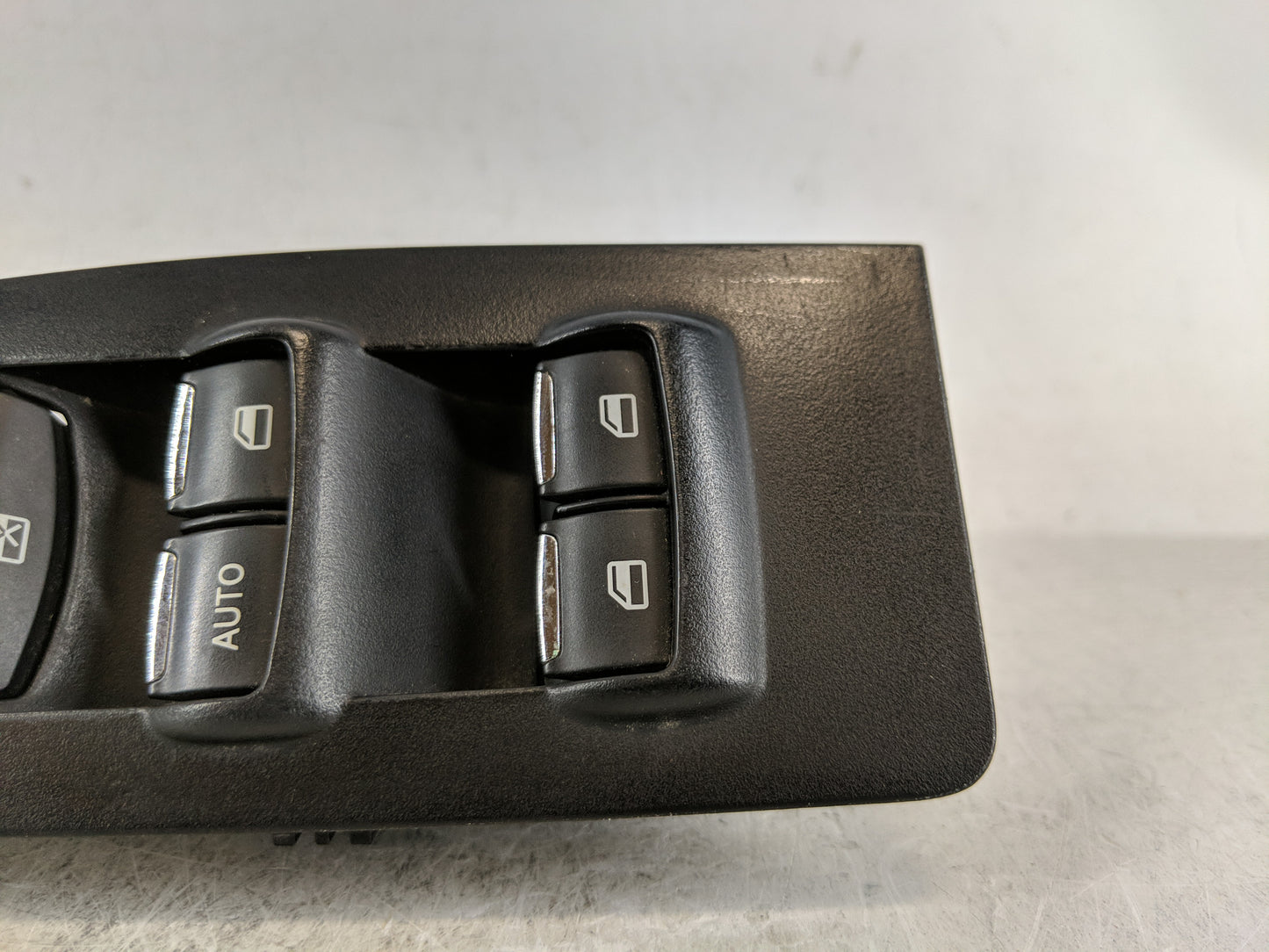 2013-2019 Ford Taurus Master Power Window Switch Replacement Driver Side Left P/N:DG13 14B133 AF3JA6 Fits OEM Used Auto Part