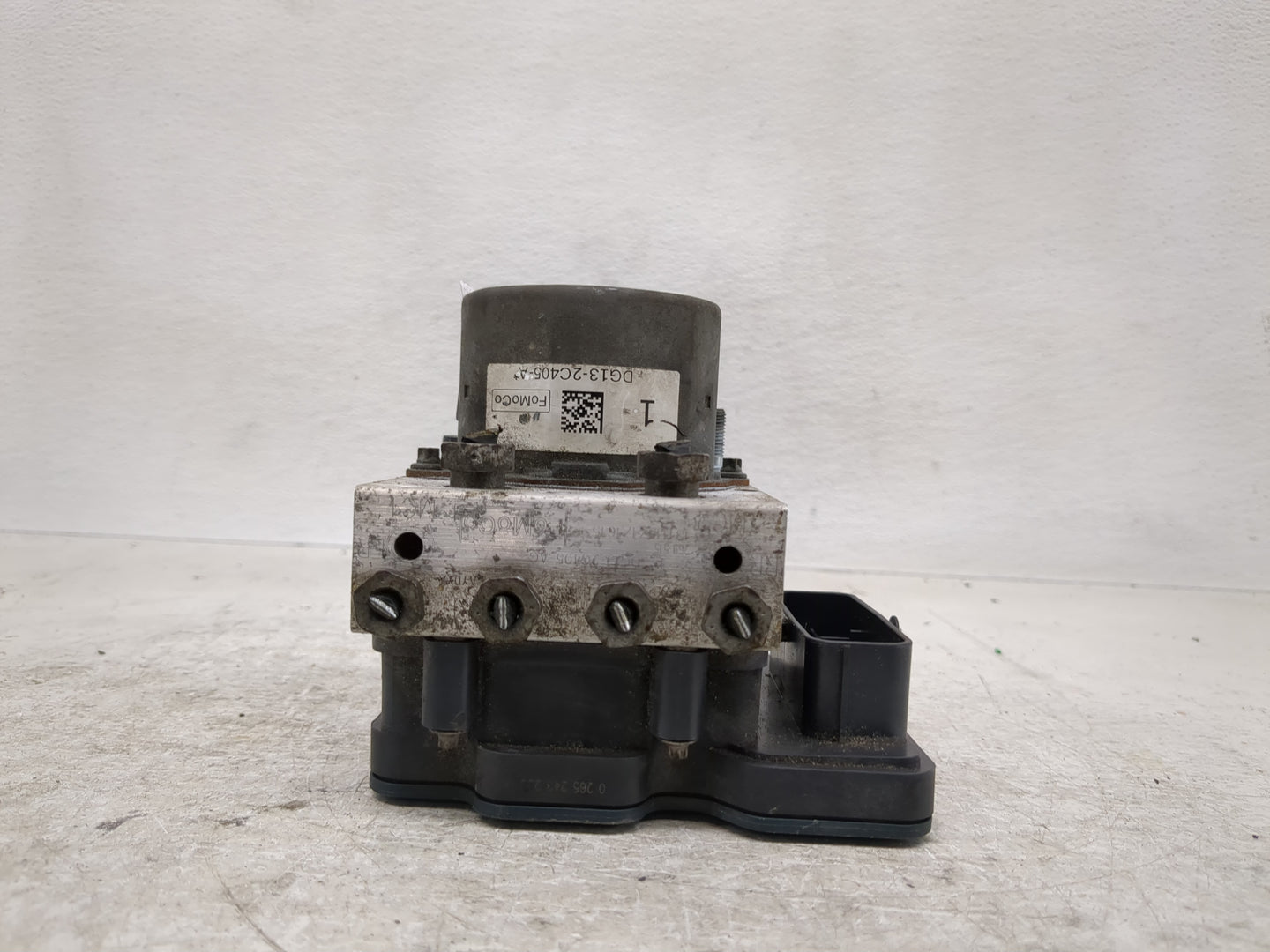 2014-2019 Ford Taurus ABS Pump Control Module Replacement P/N:0265956047 2265106512 Fits Fits 2014 2015 2016 2017 2018 2019 