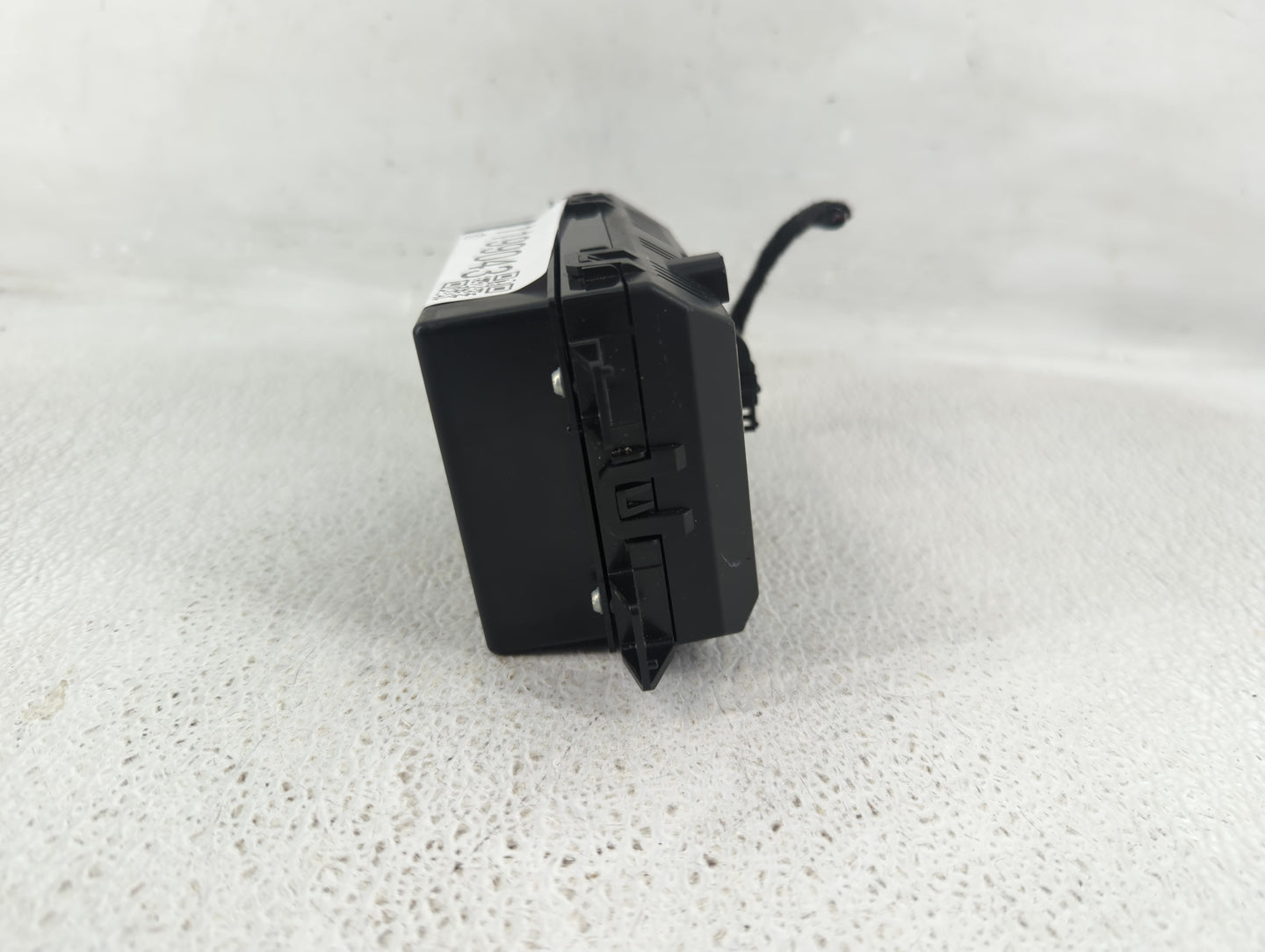 2014 Ford Taurus Information Display Screen - Oemusedautoparts1.com
