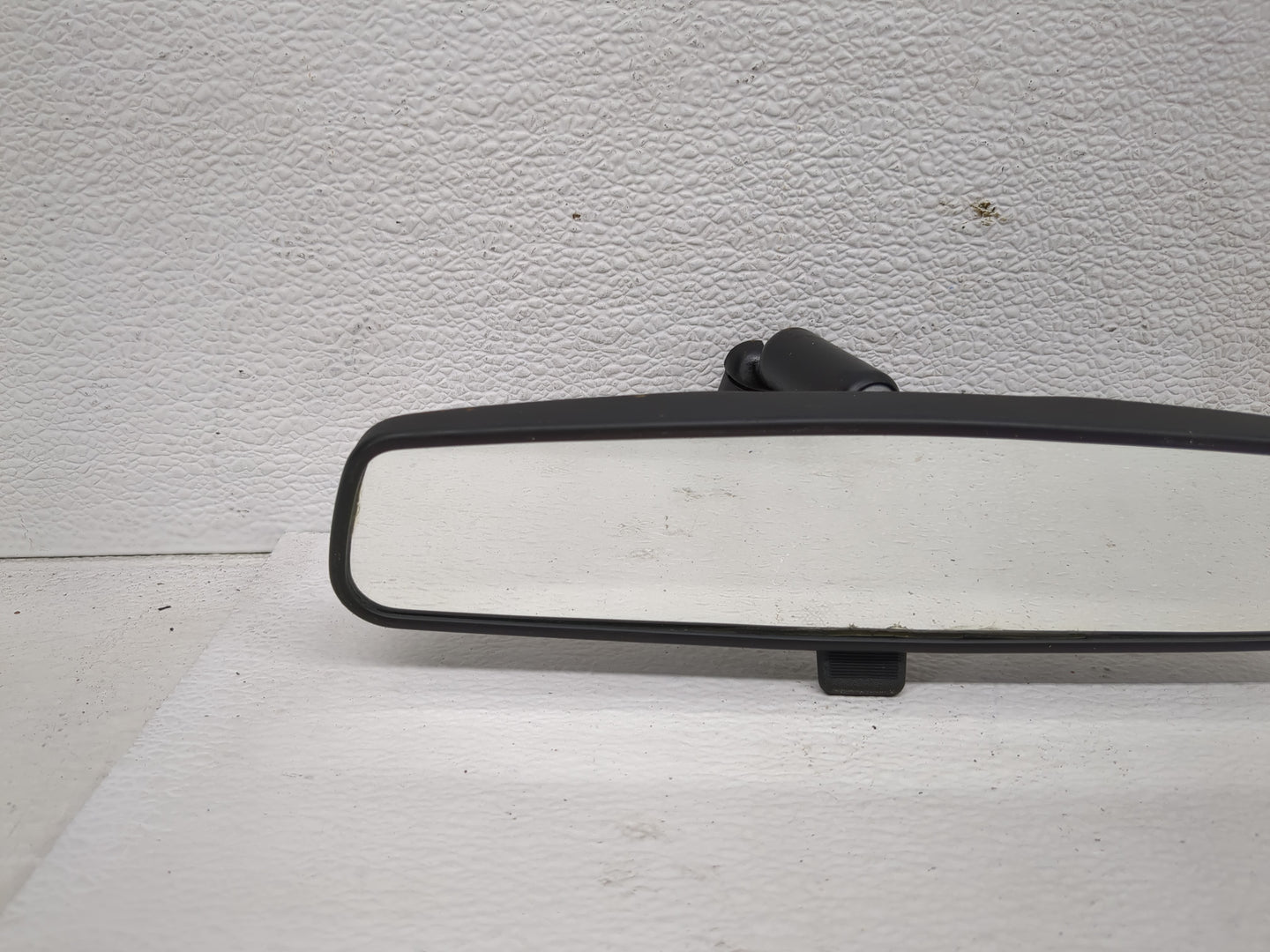 2000-2019 Ford Taurus Interior Rear View Mirror Replacement OEM P/N:E8011083 Fits OEM Used Auto Parts - Oemusedautoparts1.co