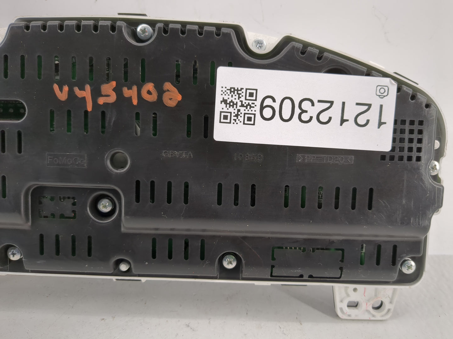 2014 Ford Taurus Instrument Cluster Speedometer Gauges P/N:EG1T-10849-AD Fits OEM Used Auto Parts - Oemusedautoparts1.com