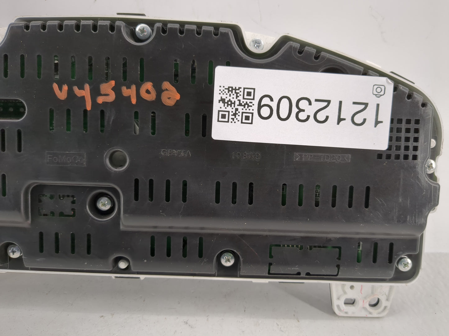 2014 Ford Taurus Instrument Cluster Speedometer Gauges P/N:EG1T-10849-AD Fits OEM Used Auto Parts - Oemusedautoparts1.com