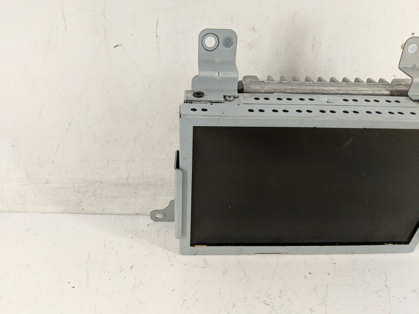 2014 Ford Taurus Information Display Screen - Oemusedautoparts1.com