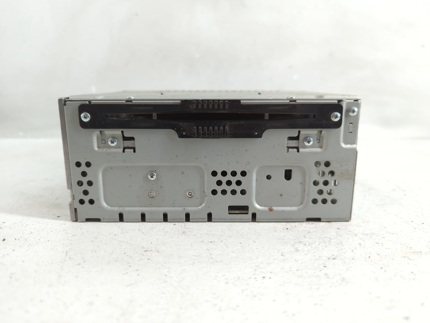 2014 Ford Taurus Radio AM FM Cd Player Receiver Replacement P/N:CQ-FJ32E1UMB Fits OEM Used Auto Parts - Oemusedautoparts1.co