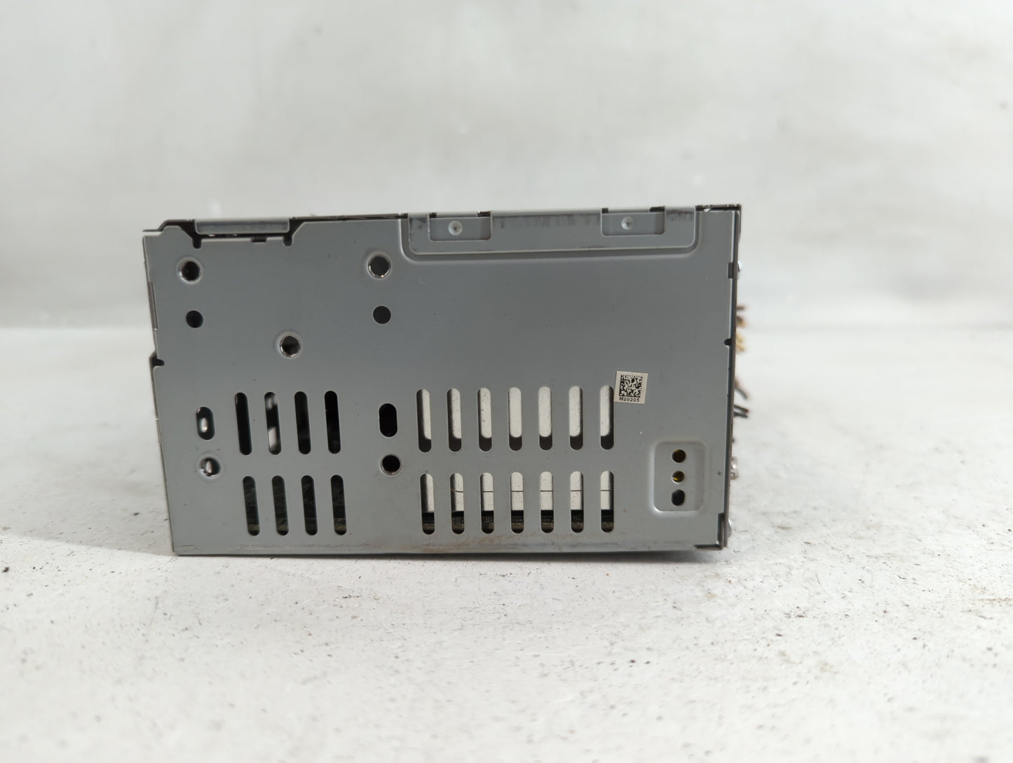 2014 Ford Taurus Radio AM FM Cd Player Receiver Replacement P/N:CQ-FJ32E1UMB Fits OEM Used Auto Parts - Oemusedautoparts1.co